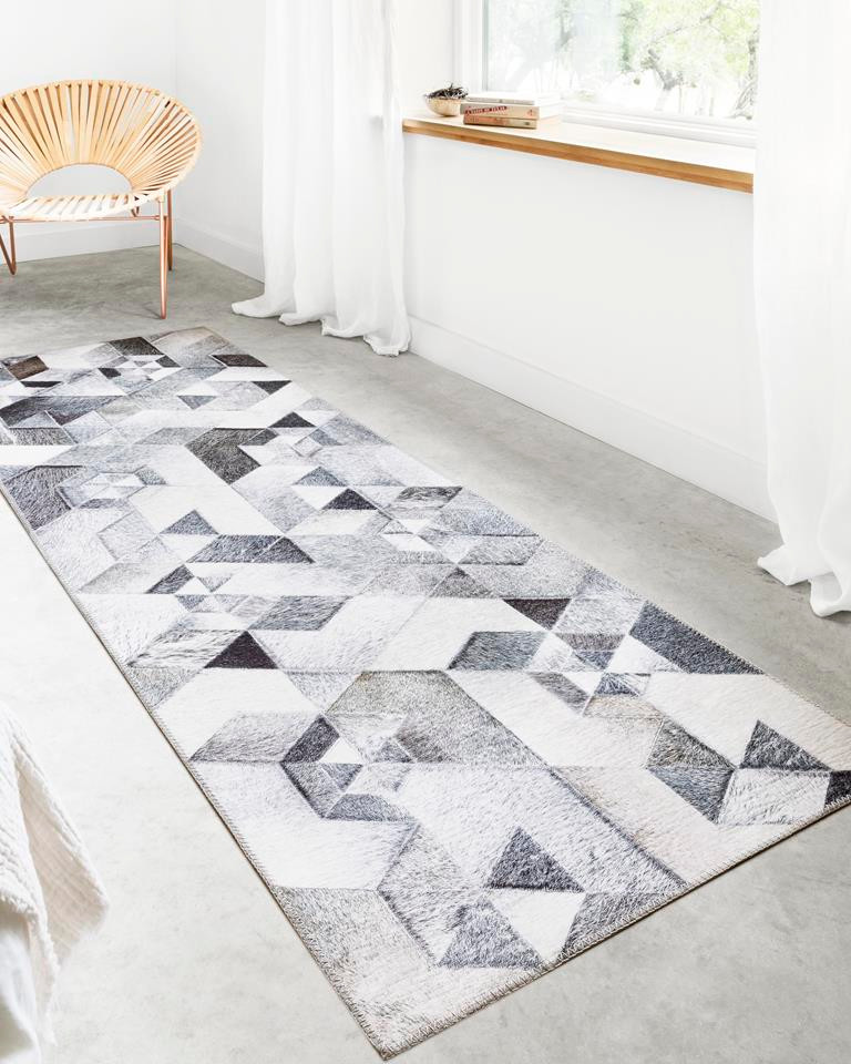 Loloi II Maddox MAD-03 Grey/Ivory Runner Area Rug Room Scene