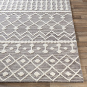 Surya Izmir IZM-2302 Area Rug Corner