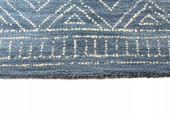 Bashian Venezia CL152 Ester Azure Area Rug Edge Bashian Venezia CL152 Ester Azure Area Rug Edge