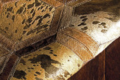 Michael Amini City Chic MA100 Amber Gold Area Rug Detail Michael Amini City Chic MA100 Amber Gold Area Rug Detail