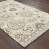 Oriental Weavers Craft 93005 Area Rug on Angle Oriental Weavers Craft 93005 Area Rug on Angle