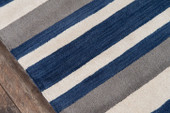 Momeni Metro MT-27 Navy Area Rug Close Up Momeni Metro MT-27 Navy Area Rug Close Up