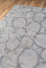 Momeni Millennia MI-04 Silver Area Rug Corner Momeni Millennia MI-04 Silver Area Rug Corner