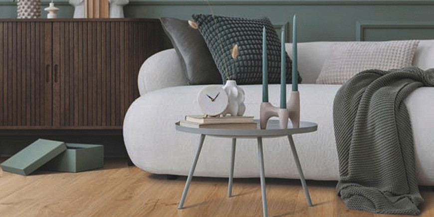 What Flooring Goes With Oak Cabinets