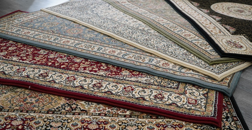 What Area Rugs Are Best for Wood Floors?