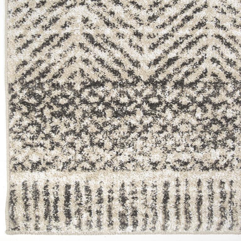 Palmetto Living Adagio 8226 Arrowhead Silverton Area Rug Detail