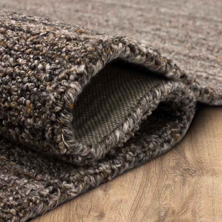 Karastan Haberdasher RG175-115 Stucco Area Rug Roll Edge