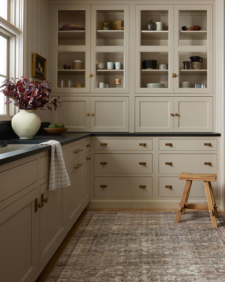 Jules JUL-09 Ink Terracotta Area Rug - Chris Loves Julia x Loloi