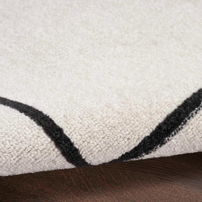 Nourison Essentials NRE02 Ivory Black Rug Texture