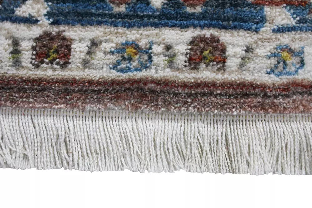 Bashian Century CN101 Gatlin Rust Area Rug Edge