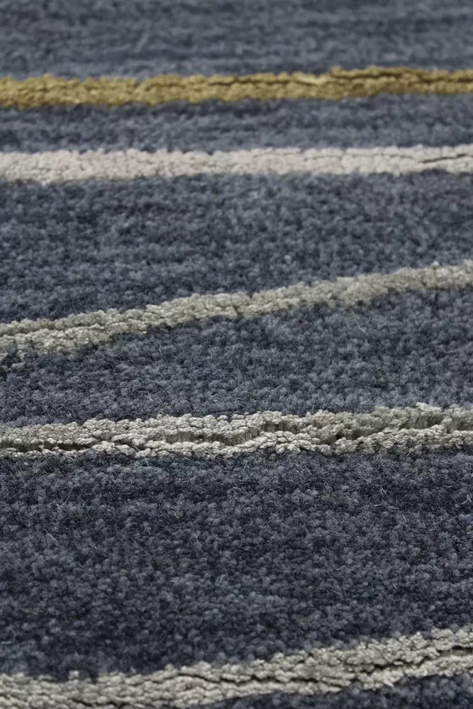 Bashian Greenwich HG238 Sydney Azure Area Rug Close Up