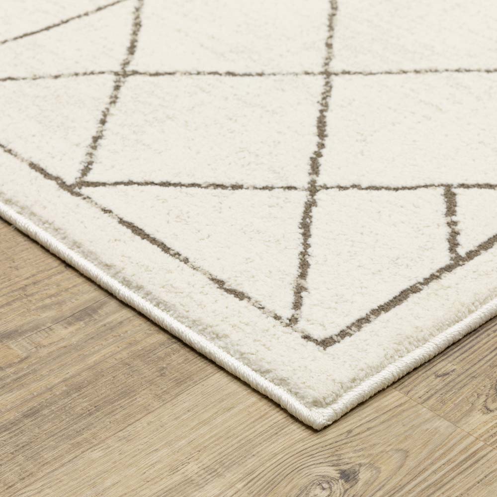 Oriental Weavers Raylan RAY06 Ivory Brown Area Rug Corner