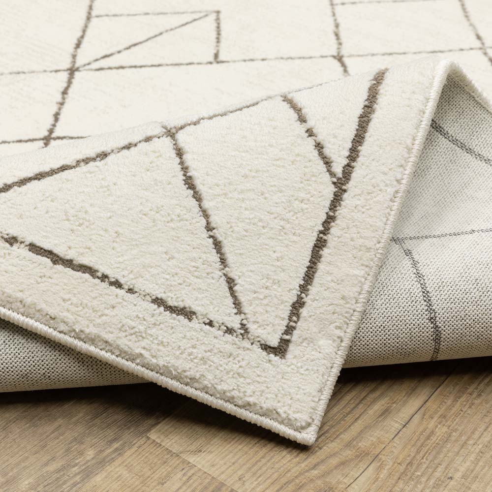 Oriental Weavers Raylan RAY06 Ivory Brown Area Rug Wave