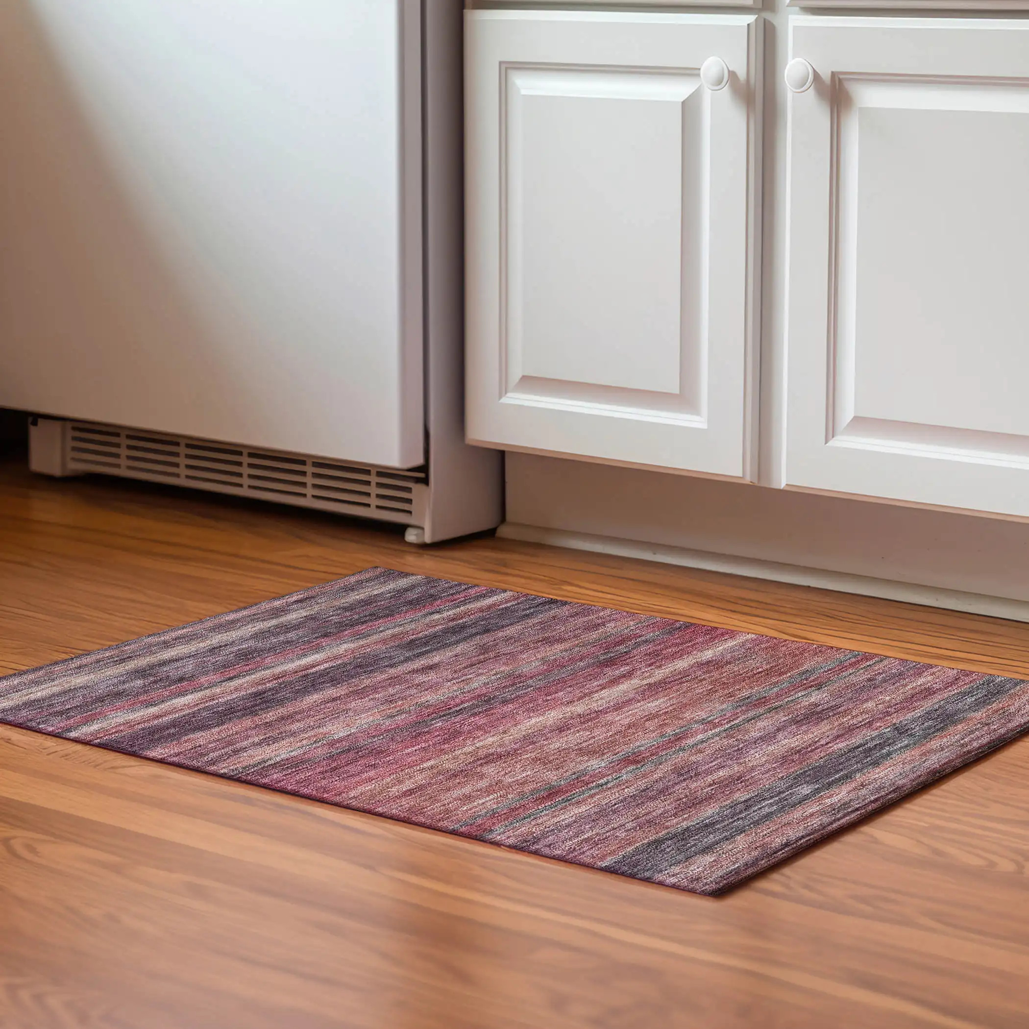 ラッセン　トランキュイルモーメント Dalyn Kochi KC5 Merlot Area Rug - Carpet & Tile Mart