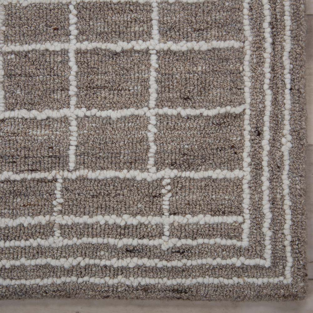 Rizzy Home Lofton A07217 Brown Area Rug Corner