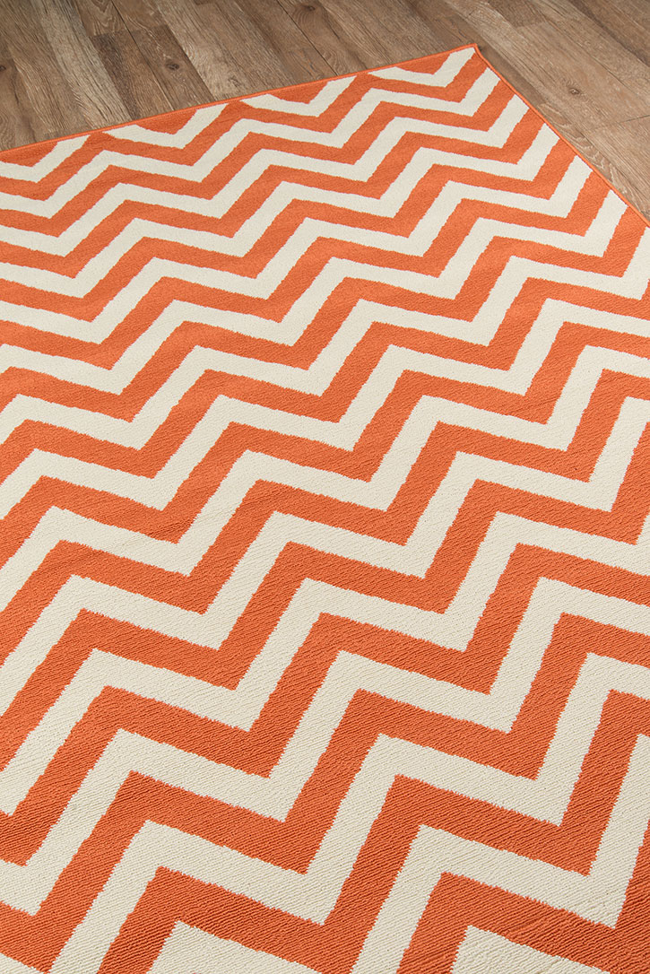 Momeni Baja BAJ-9 Chevron Orange Area Rug Corner