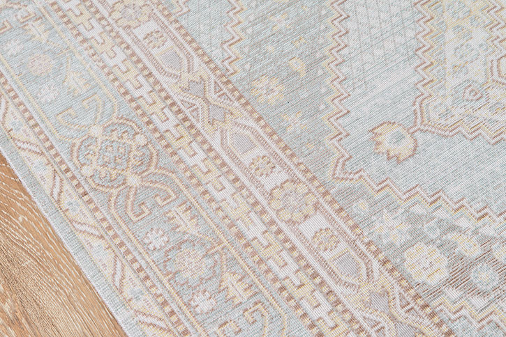 Momeni Isabella ISA-7 Blue Area Rug Close Up