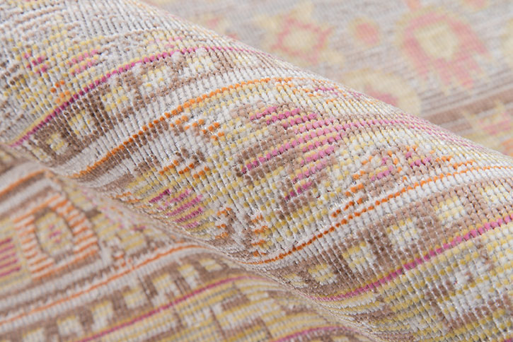 Momeni Isabella ISA-7 Pink Area Rug Texture