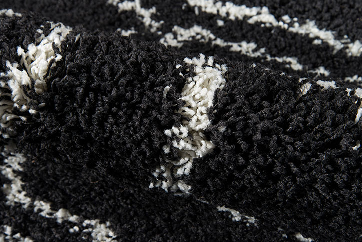 Momeni Maya MAY-1 Black Area Rug Texture