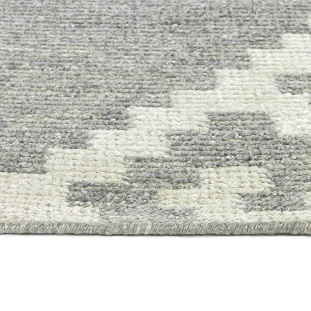 Kaleen Solitaire SOL12-75 Grey Area Rug Edge