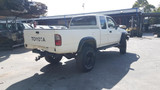 7164 - 09/03, TOYOTA LN172 HILUX, 5L-E, 5SPD