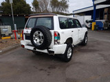 7372 - 02/10, NISSAN GU PATROL, ZD30, 5SPD, ST-S