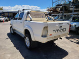 7667 - 12/13, TOYOTA KUN26 HILUX, 1KD-FTV, 5SPD, SR5