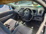 8040 - 08/08, TOYOTA KUN26 HILUX, 1KD-FTV, 5SPD, SR