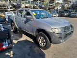 8165 - 04/07, MITSUBISHI ML TRITON, 6G74, 5SPD, GLX