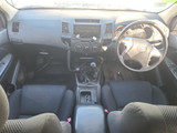 8296 - 01/14, TOYOTA KUN26 HILUX, 1KD-FTV, 5SPD, SR