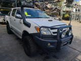 8395 - 06/06, TOYOTA KUN26 HILUX, 1KD-FTV, AUTO, SR5