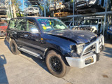 8515 - 10/02, TOYOTA UZJ100 LANDCRUISER, 2UZ-FE, AUTO, GXL