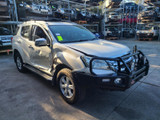 8562 - 03/14, ISUZU 85GGR MU-X, 4JJ1, AUTO, LS-T