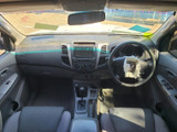 8911 - 03/11, TOYOTA KUN26 HILUX, 1KD-FTV, AUTO, SR5