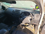 8761 - 05/13, TOYOTA KUN26 HILUX, 1KD-FTV, AUTO, SR