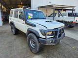 8953 - 04/17, TOYOTA VDJ76 LANDCRUISER, 1VD-FTV, 5SPD, WORKMATE