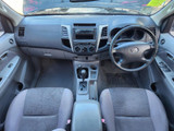 9090 - 01/06, TOYOTA GGN25 HILUX, 1GR-FE, AUTO, SR5