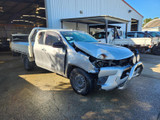 9015 - 09/16, TOYOTA GUN123 HILUX, 1GD-FTV, 5SPD, SR