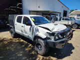 9324 - 12/13, TOYOTA KUN26 HILUX, 1KD-FTV, 5SPD, SR