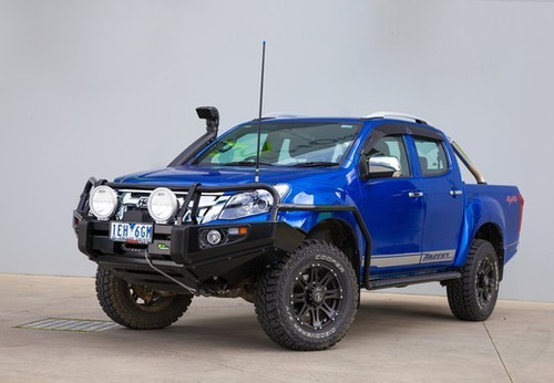 Ironman 4x4 Commercial Deluxe Bull Bar suitable for D-MAX 2012-17 BBCD041