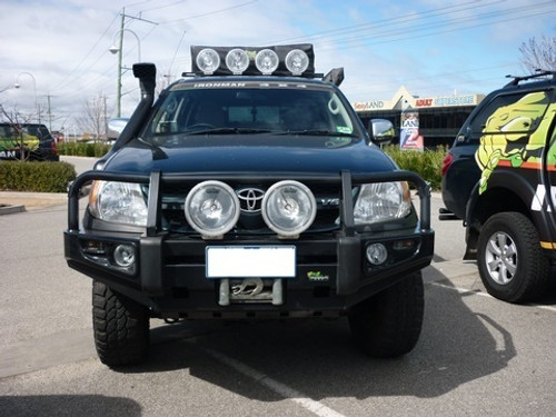 Ironman 4x4 Commercial Deluxe Bull Bar suitable for Hilux 2005-2011 BBCD002