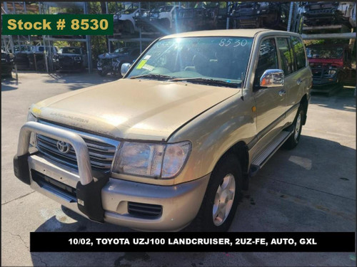 8530 - 10/02, TOYOTA UZJ100 LANDCRUISER, 2UZ-FE, AUTO, GXL