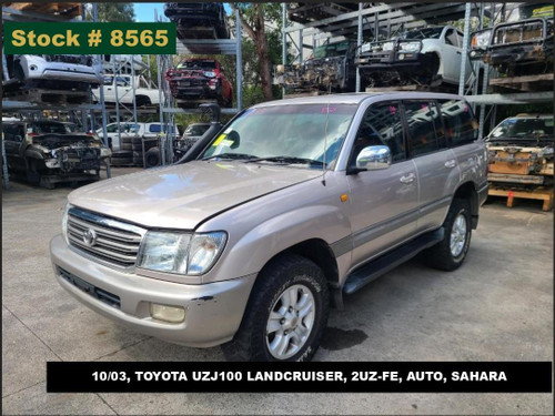 8565 - 10/03, TOYOTA UZJ100 LANDCRUISER, 2UZ-FE, AUTO, SAHARA