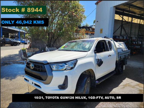 8944 - 10/21, TOYOTA GUN126 HILUX, 1GD-FTV, AUTO, SR