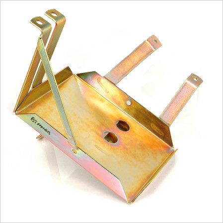 Piranha Battery Tray suitable for Navara D22 2002 onwards V6 P 3ltr TD