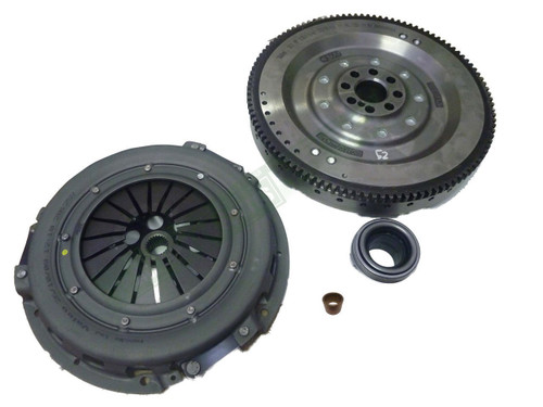 Flywheel and Clutch Kit Spigot suitable for Land Rover Discovery 2 Defender Td5
