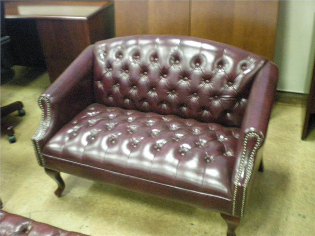 RECEPTION COUCH OXBLOOD MAHOGANY LEGS BUTTON DOWN 50" WIDE