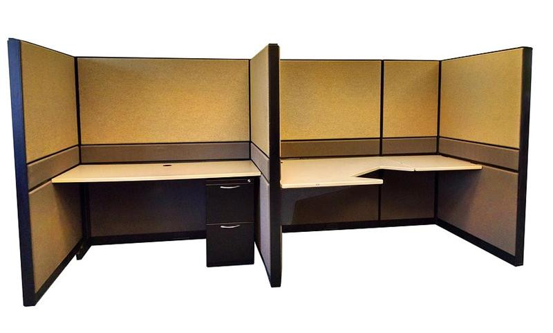 Teknion Workstations with multiple configurations