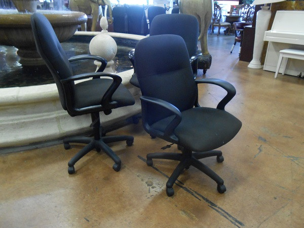 USED Black Highback Executive Chairs (103 Available)