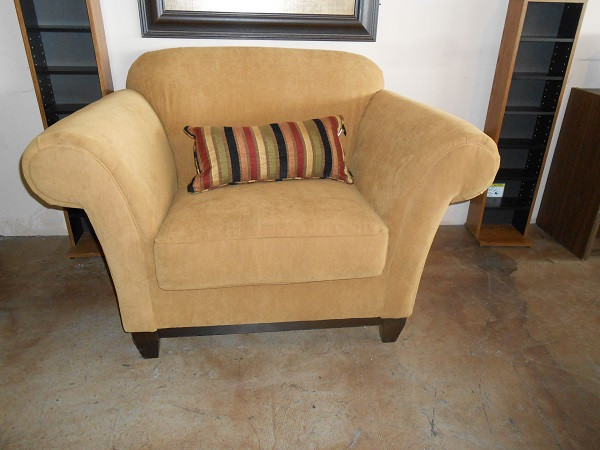 Tan Cloth Reception Sofa and Loveseat Set